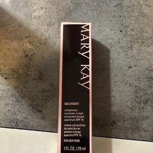 Mary Kay CC Cream with SPF 15 Protection Deep . Exp 2/2027 NIB
